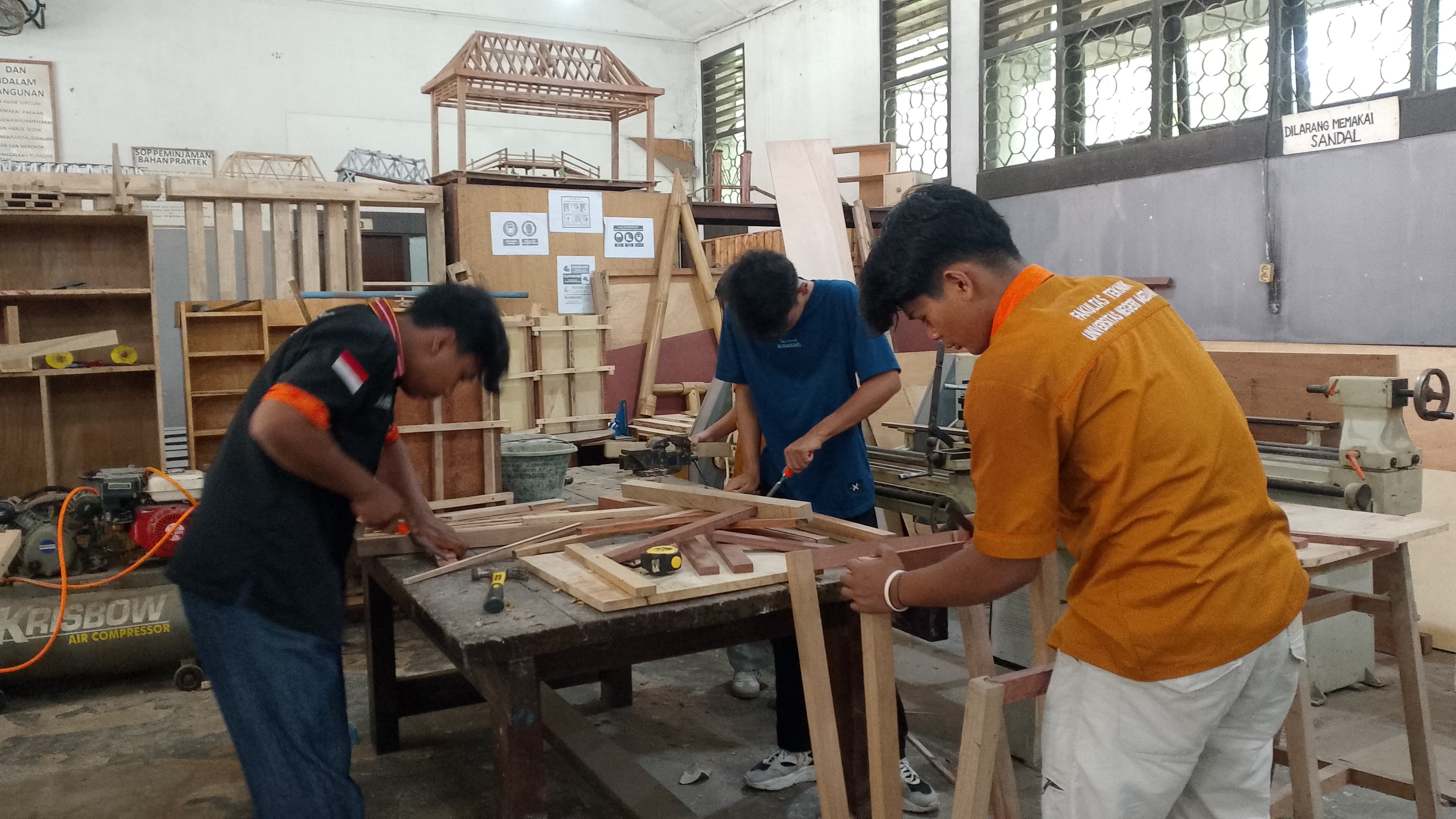 Workshop Kayu